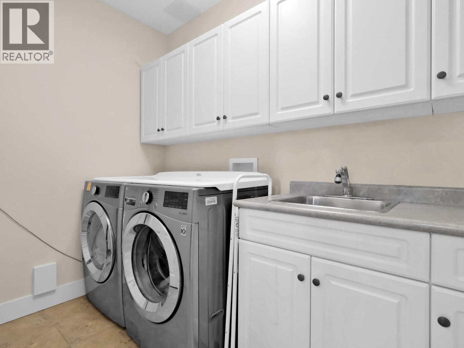 11339 Dakota Road, Lake Country