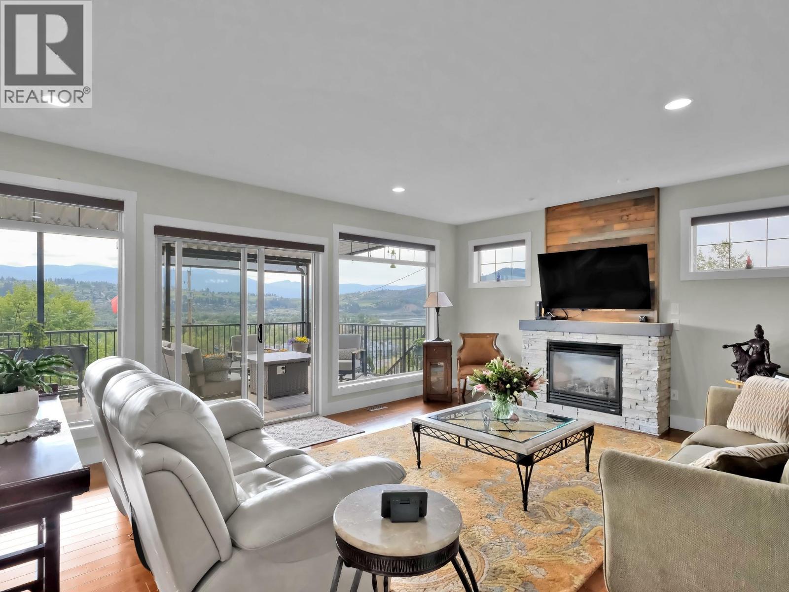 11339 Dakota Road, Lake Country