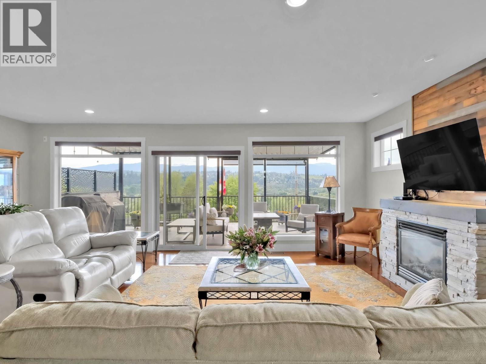 11339 Dakota Road, Lake Country