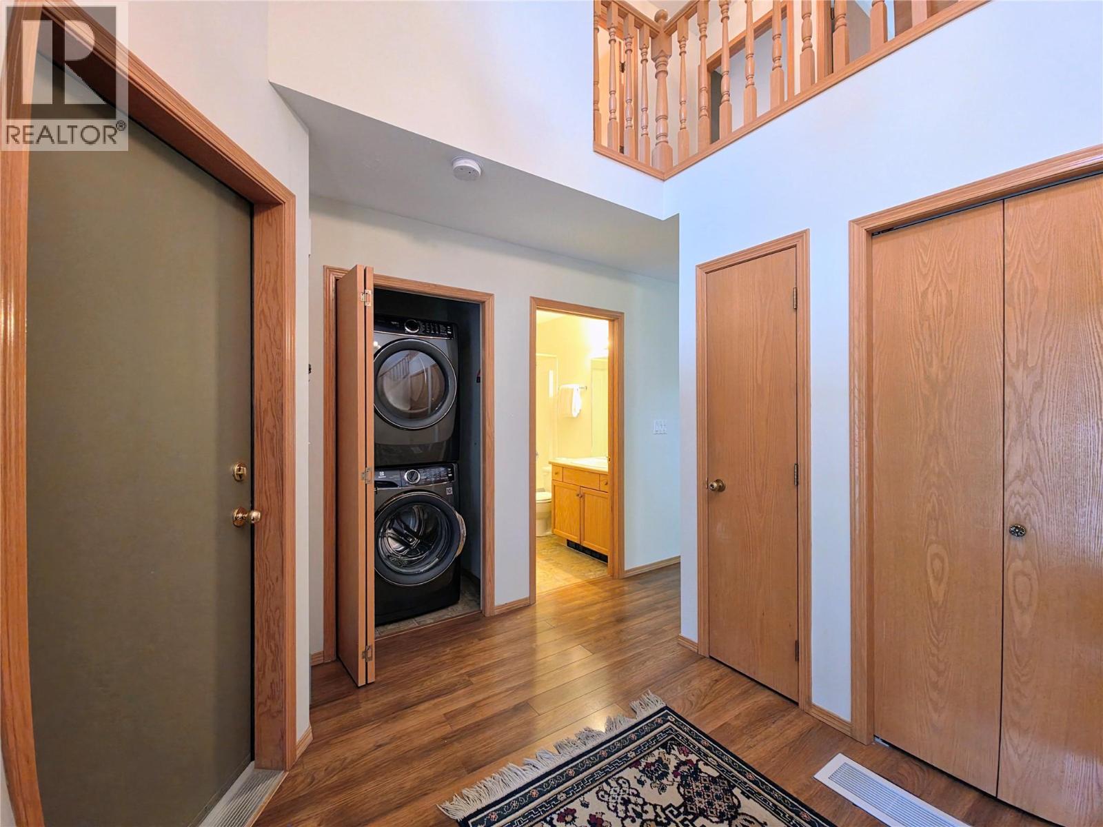 #8 7595 PIONEER AVENUE - 17