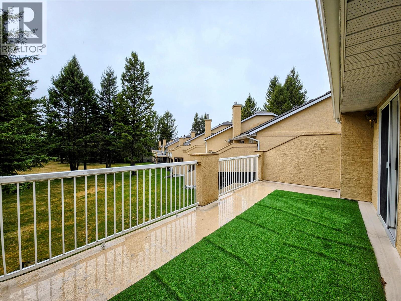 #8 7595 PIONEER AVENUE - 26