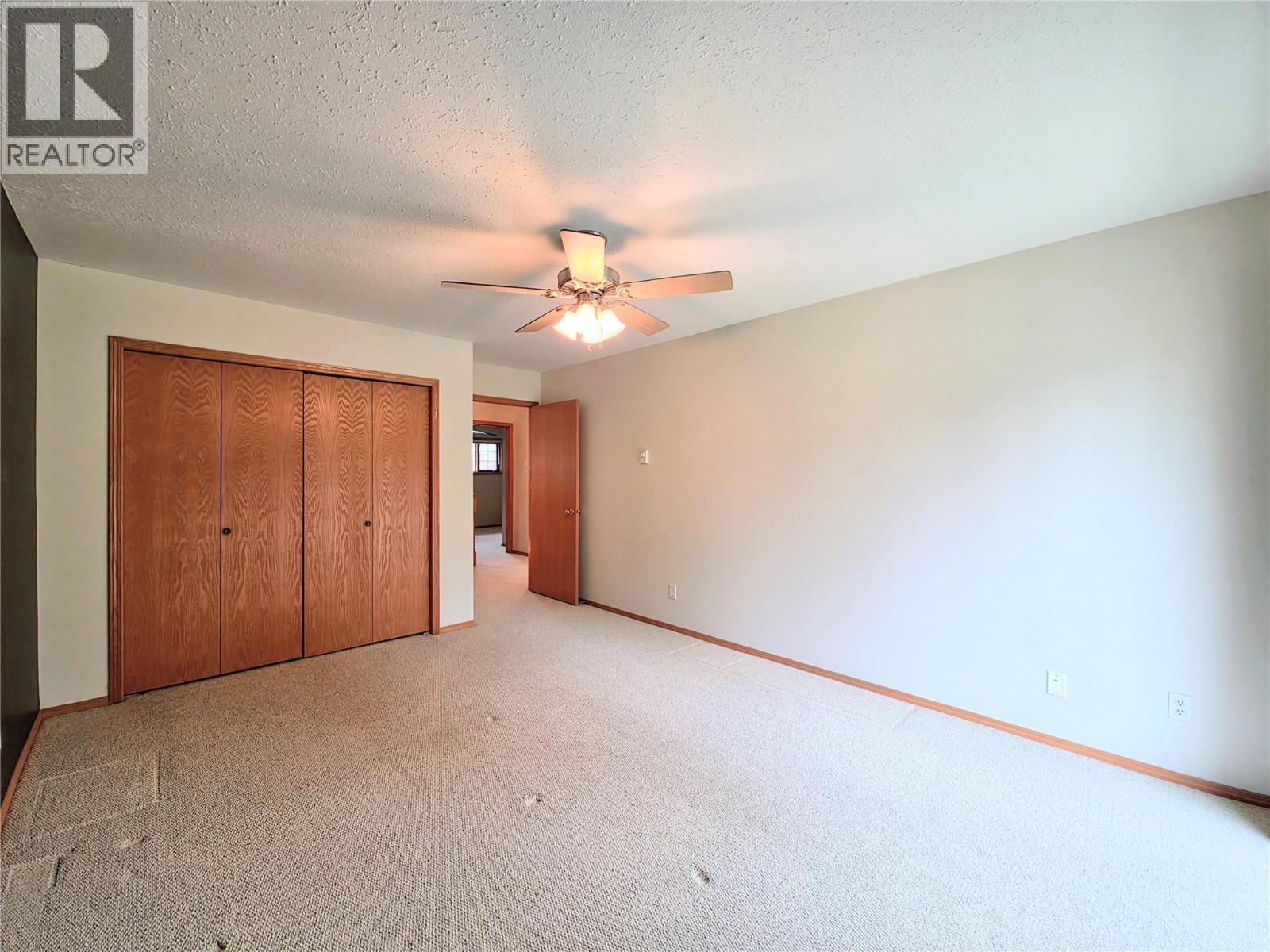 #8 7595 PIONEER AVENUE - 27