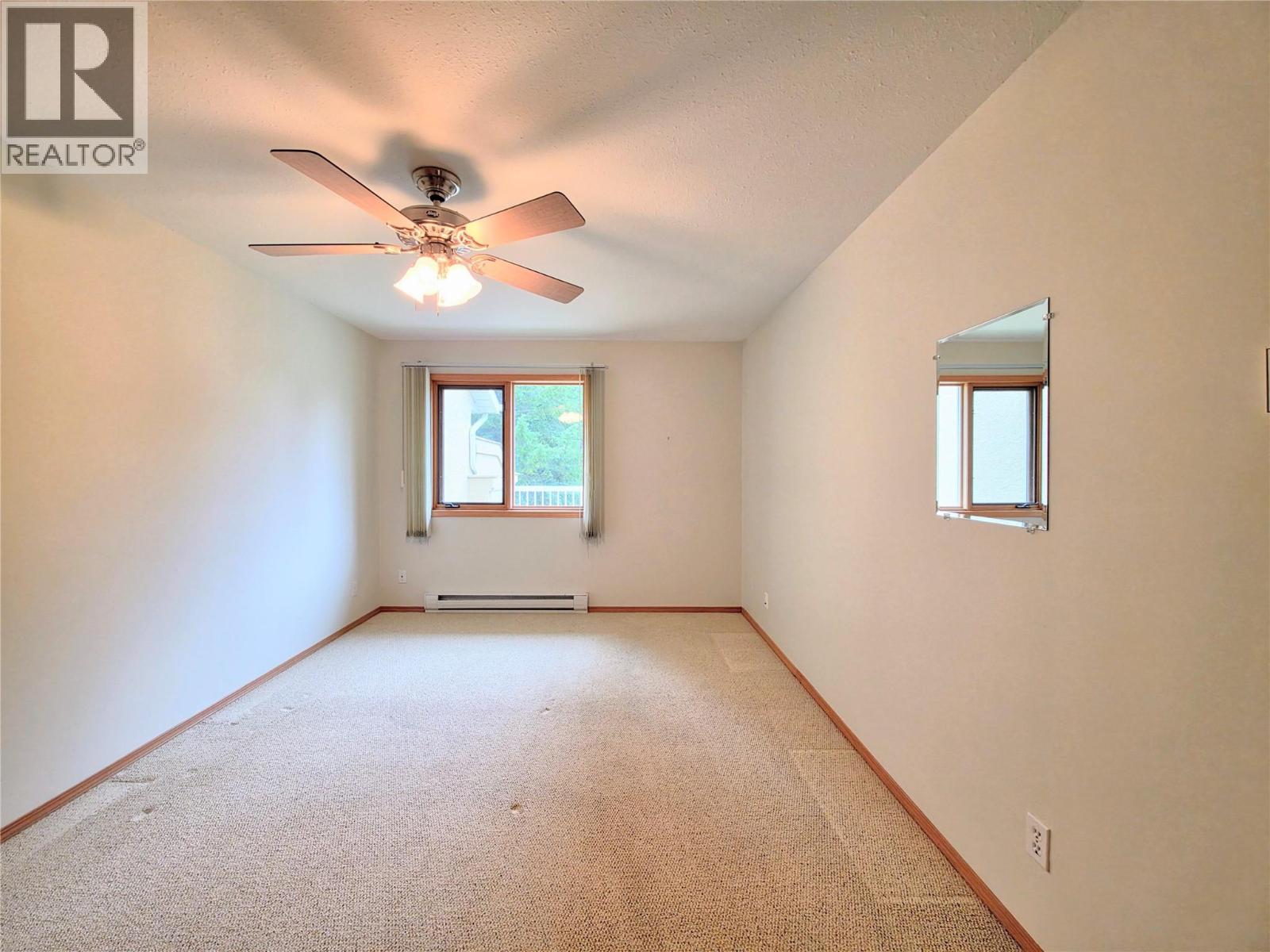 #8 7595 PIONEER AVENUE - 28