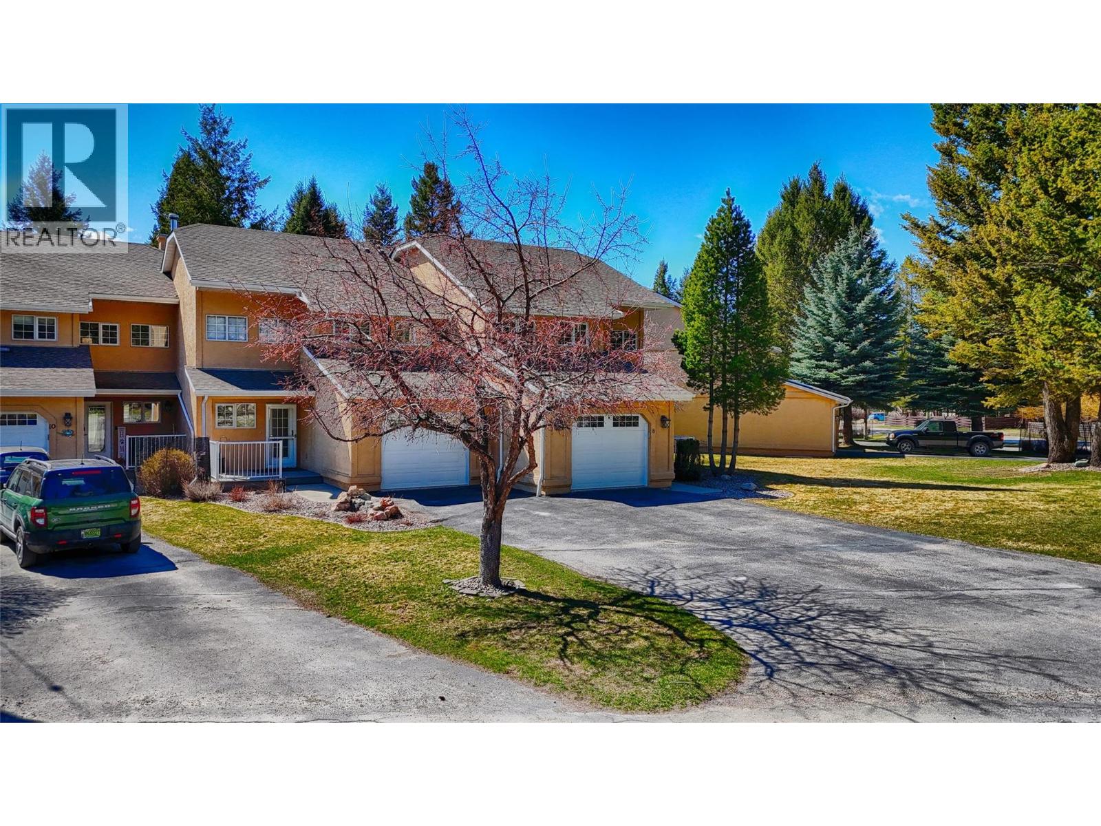 #8 7595 PIONEER AVENUE - 34