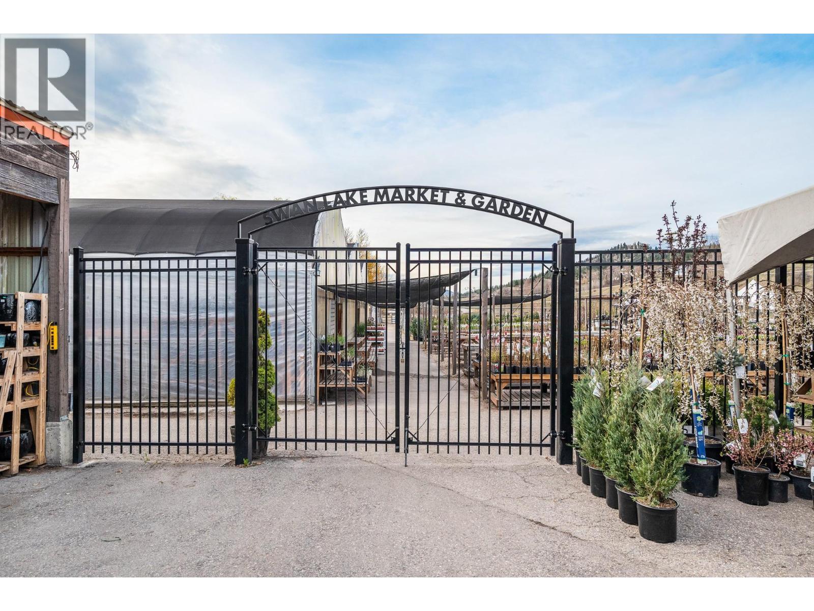  7920/7912 Highland Road, Vernon