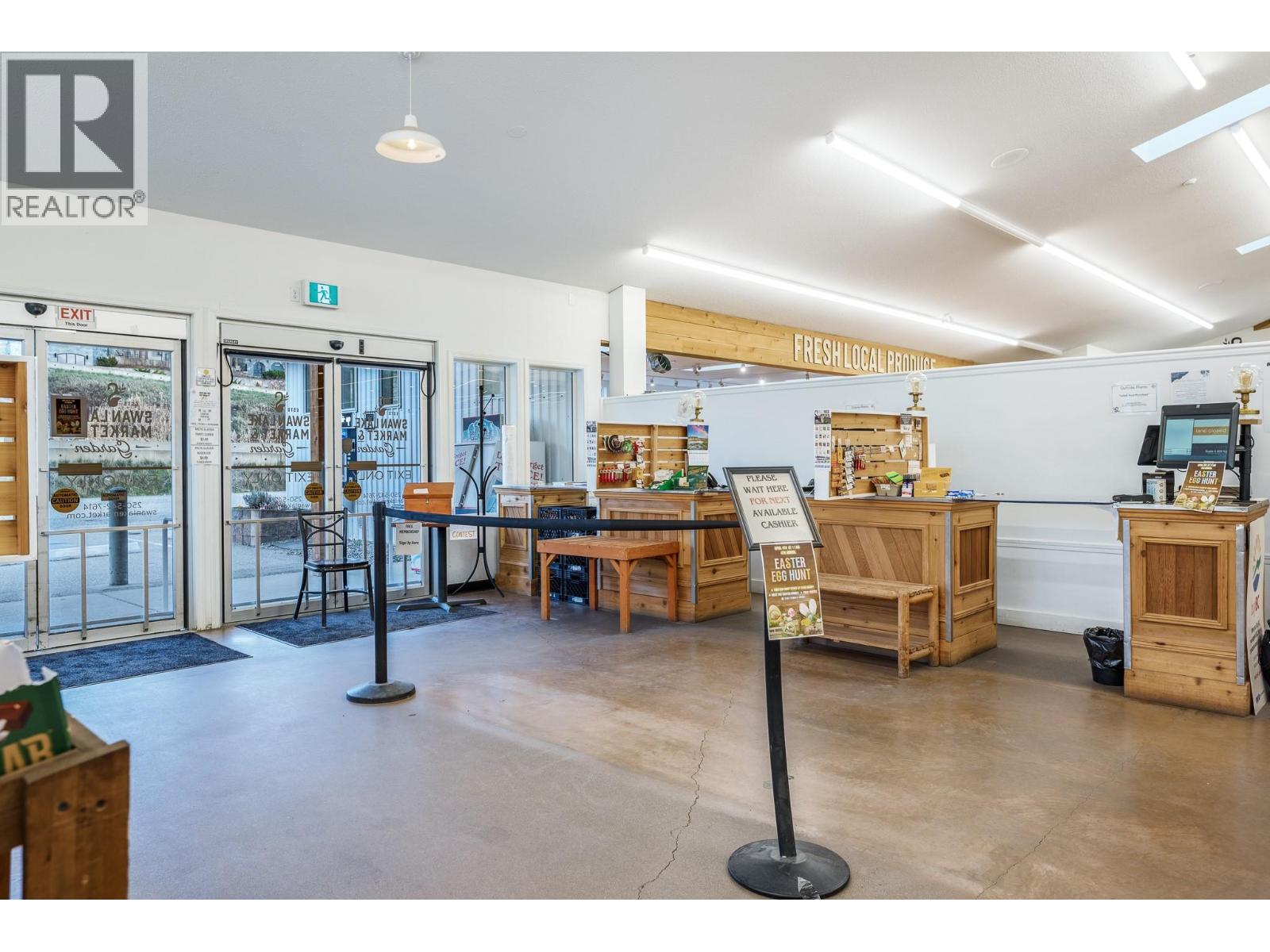  7920/7912 Highland Road, Vernon