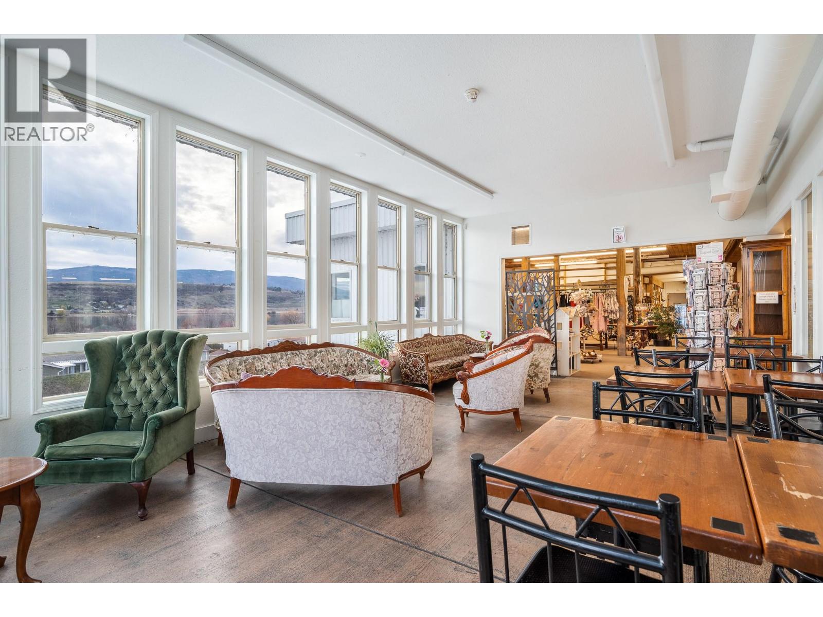  7920/7912 Highland Road, Vernon