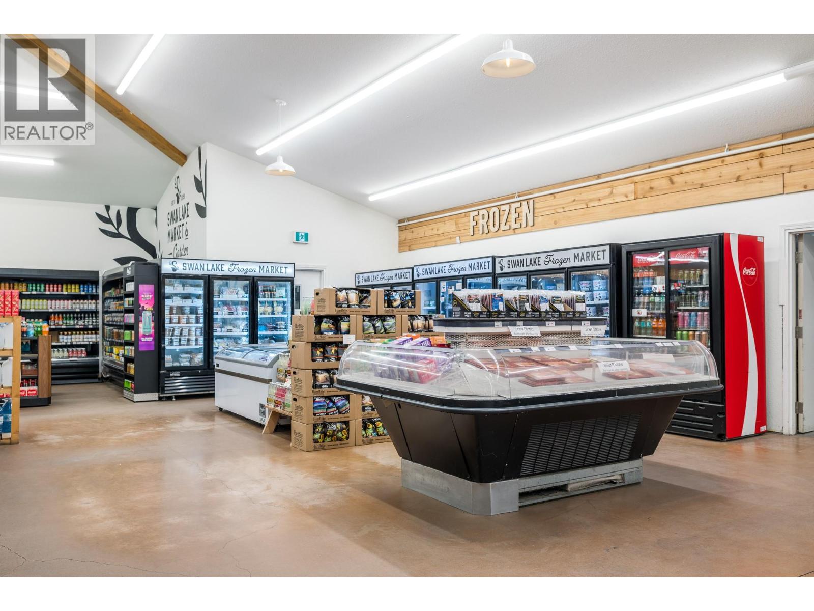  7920/7912 Highland Road, Vernon