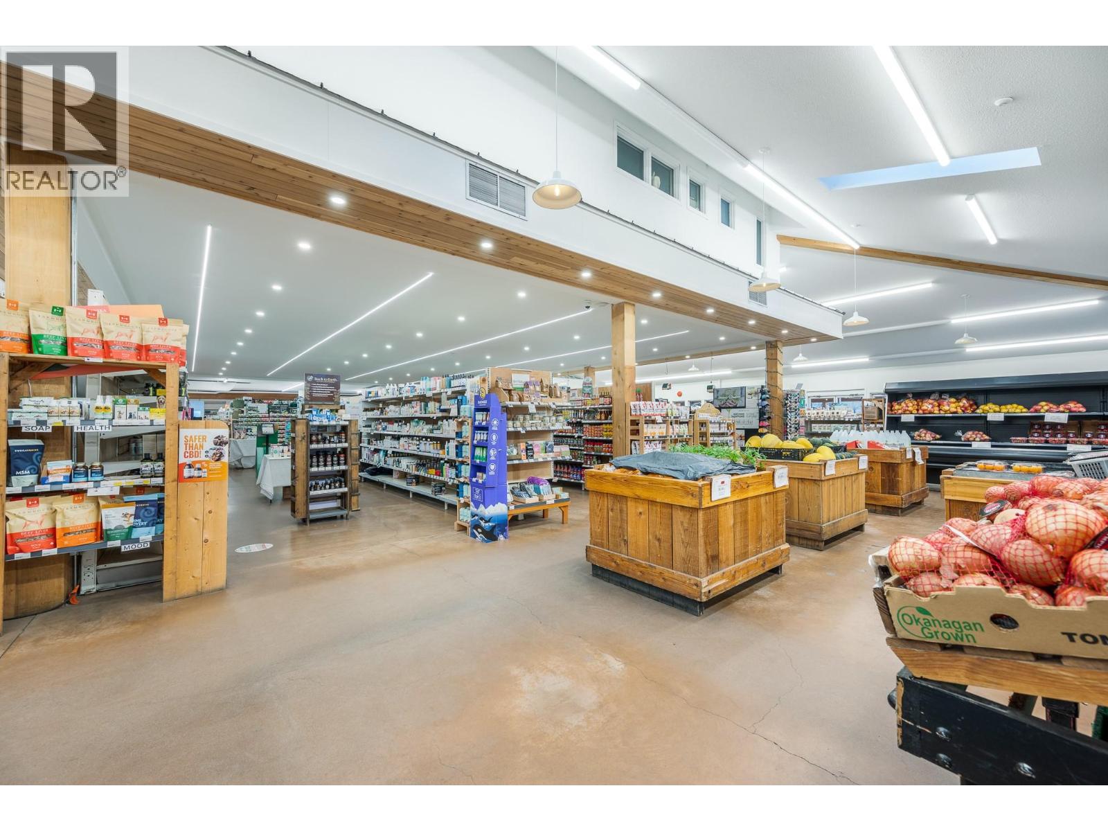  7920/7912 Highland Road, Vernon