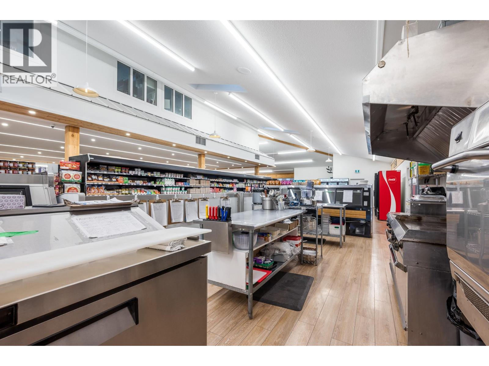  7920/7912 Highland Road, Vernon