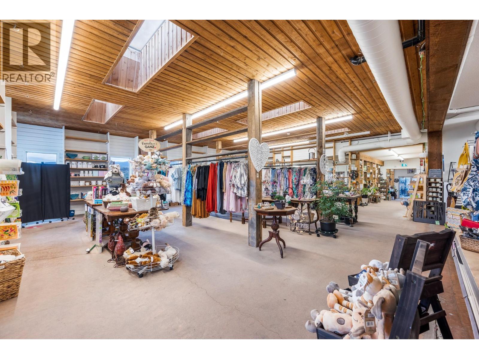  7920/7912 Highland Road, Vernon