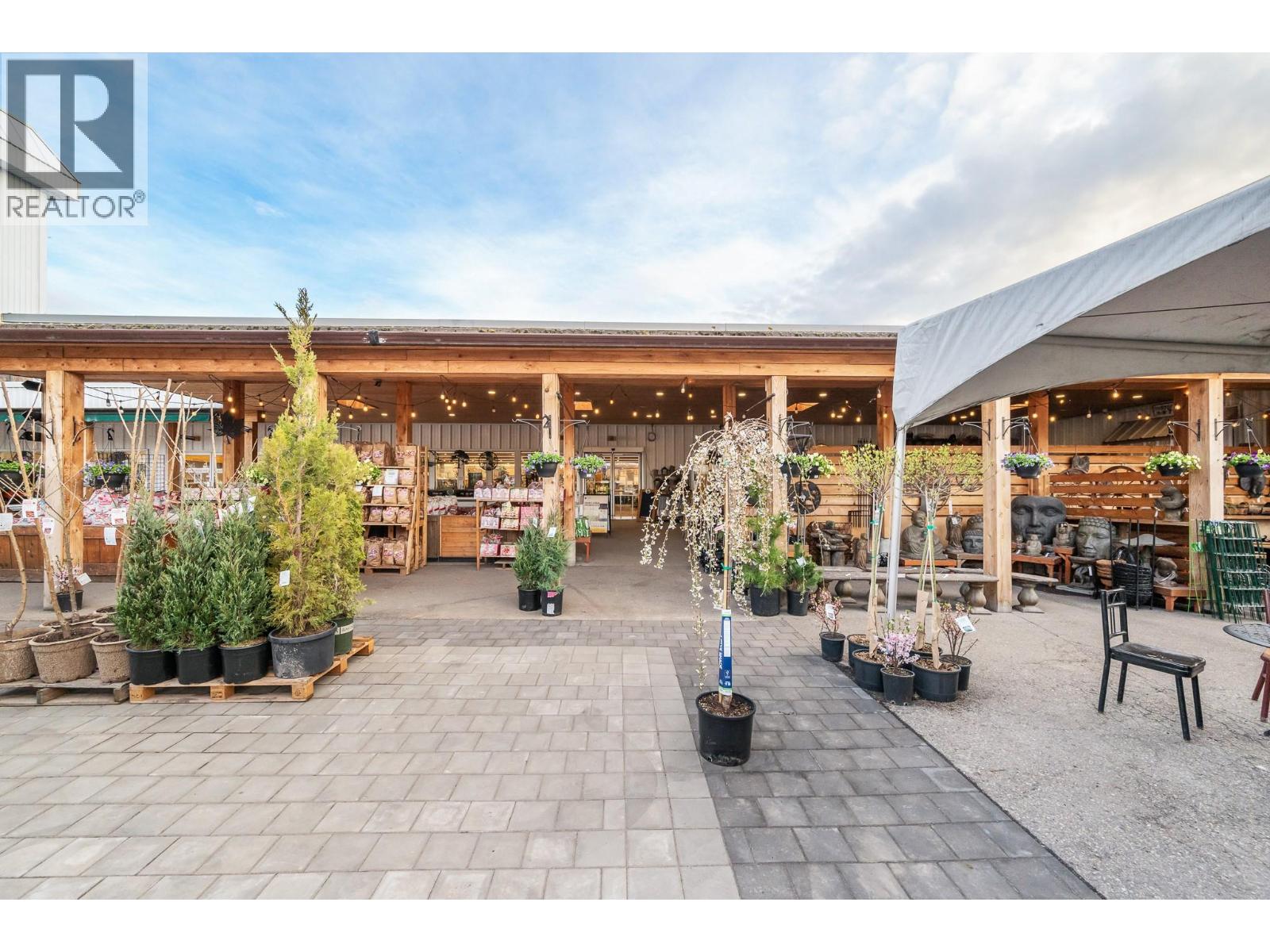  7920/7912 Highland Road, Vernon