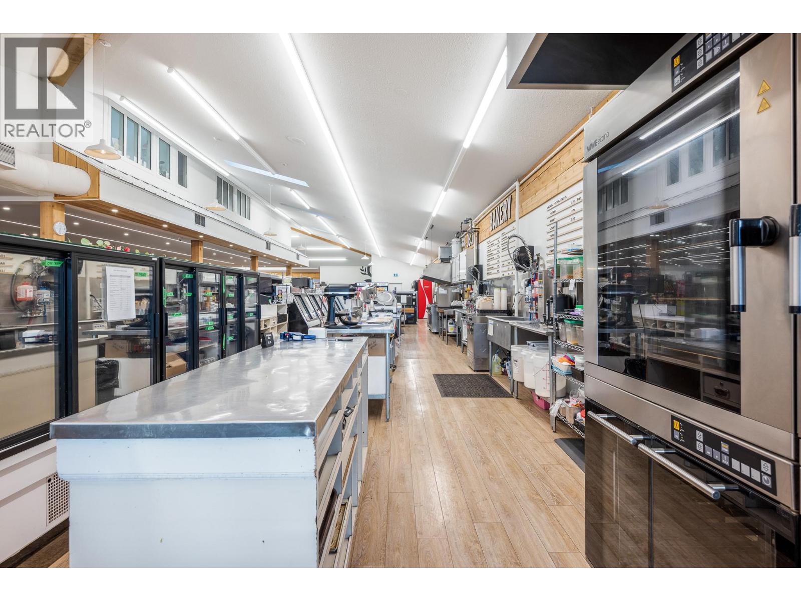  7920/7912 Highland Road, Vernon