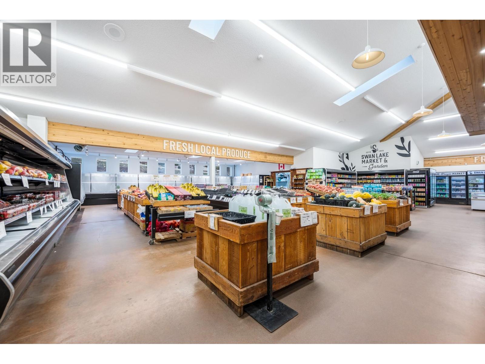  7920/7912 Highland Road, Vernon