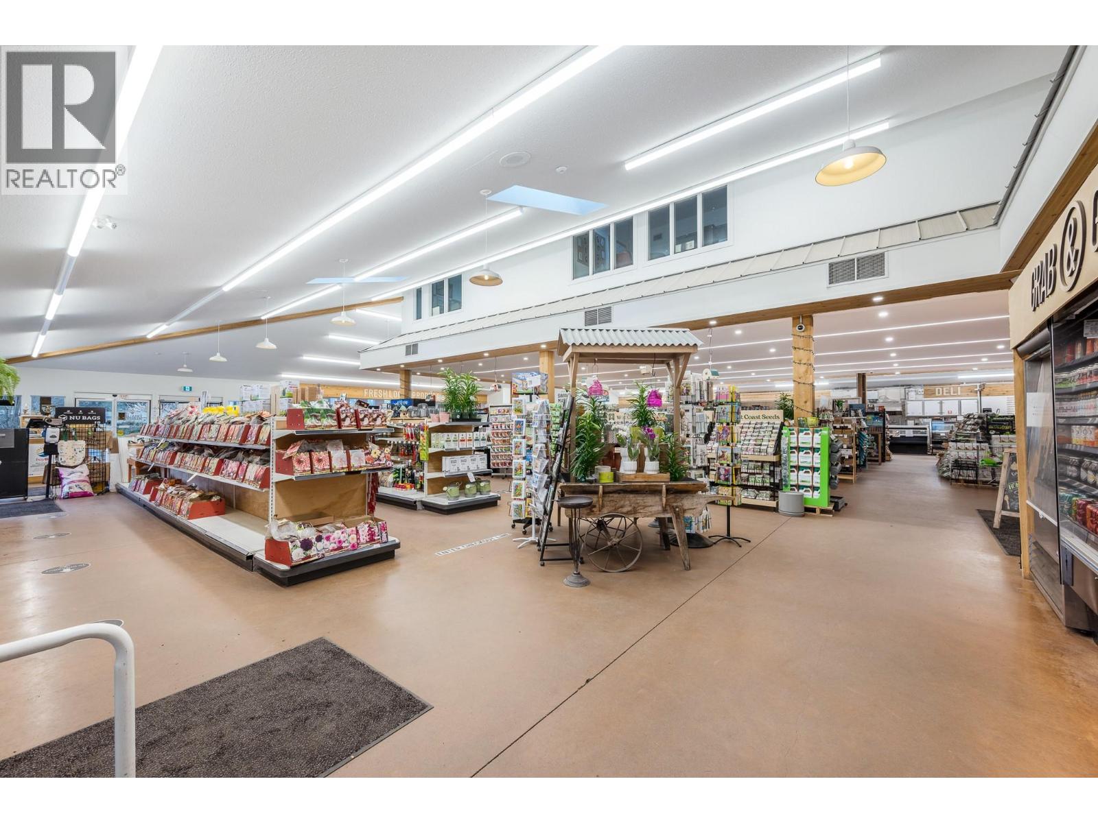  7920/7912 Highland Road, Vernon