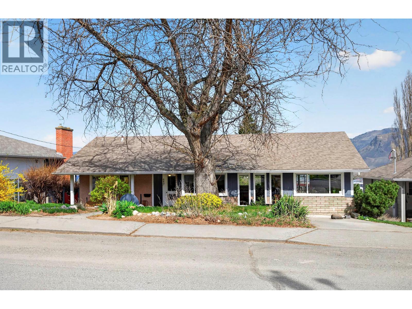 640 FRASER STREET - 47