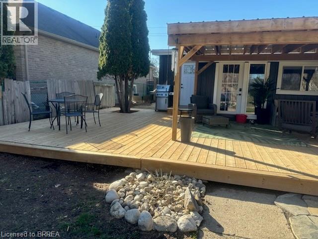92 WALNUT Street, Brantford, Ontario, N3T1H4 — Photo 43