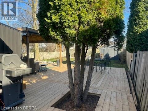 92 WALNUT Street, Brantford, Ontario, N3T1H4 — Photo 41
