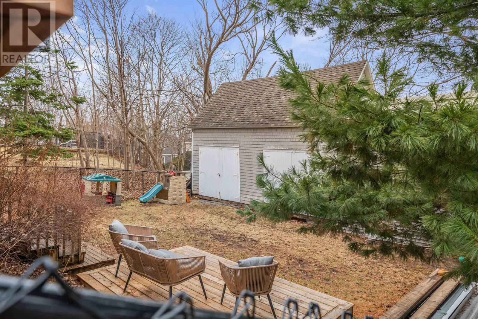 Property 10 of 44 of 168 Carleton Street