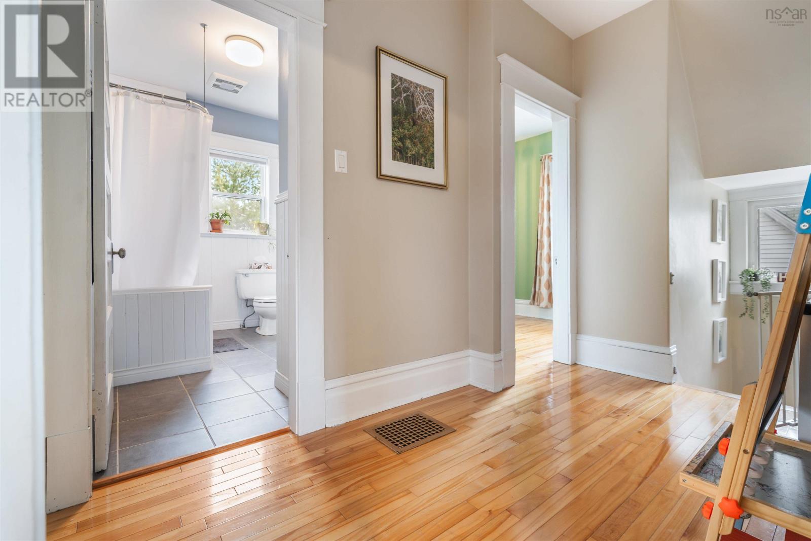 Property 30 of 44 of 168 Carleton Street