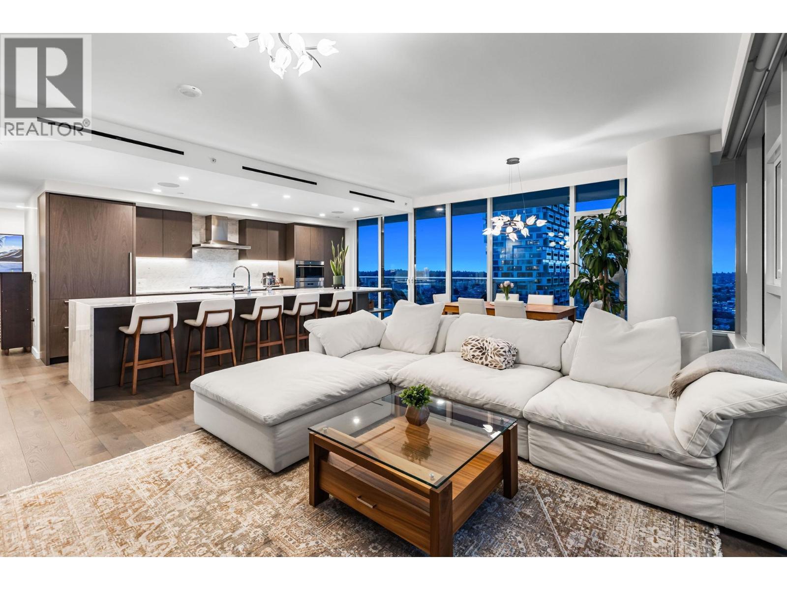 3404 1335 HOWE STREET