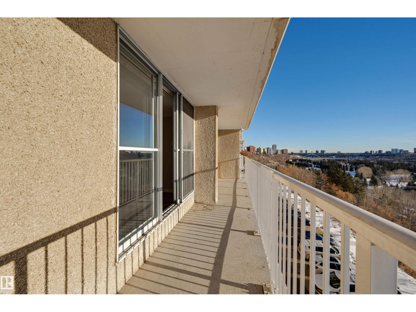 #406 12141 JASPER AV NW - 24