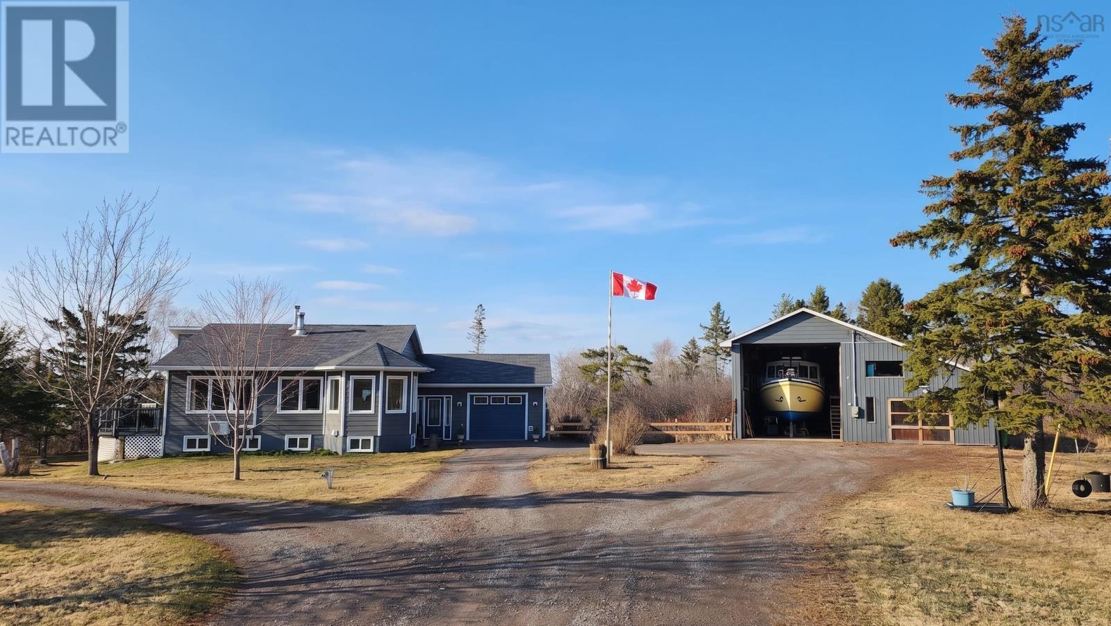 Property photo of 615 New Road