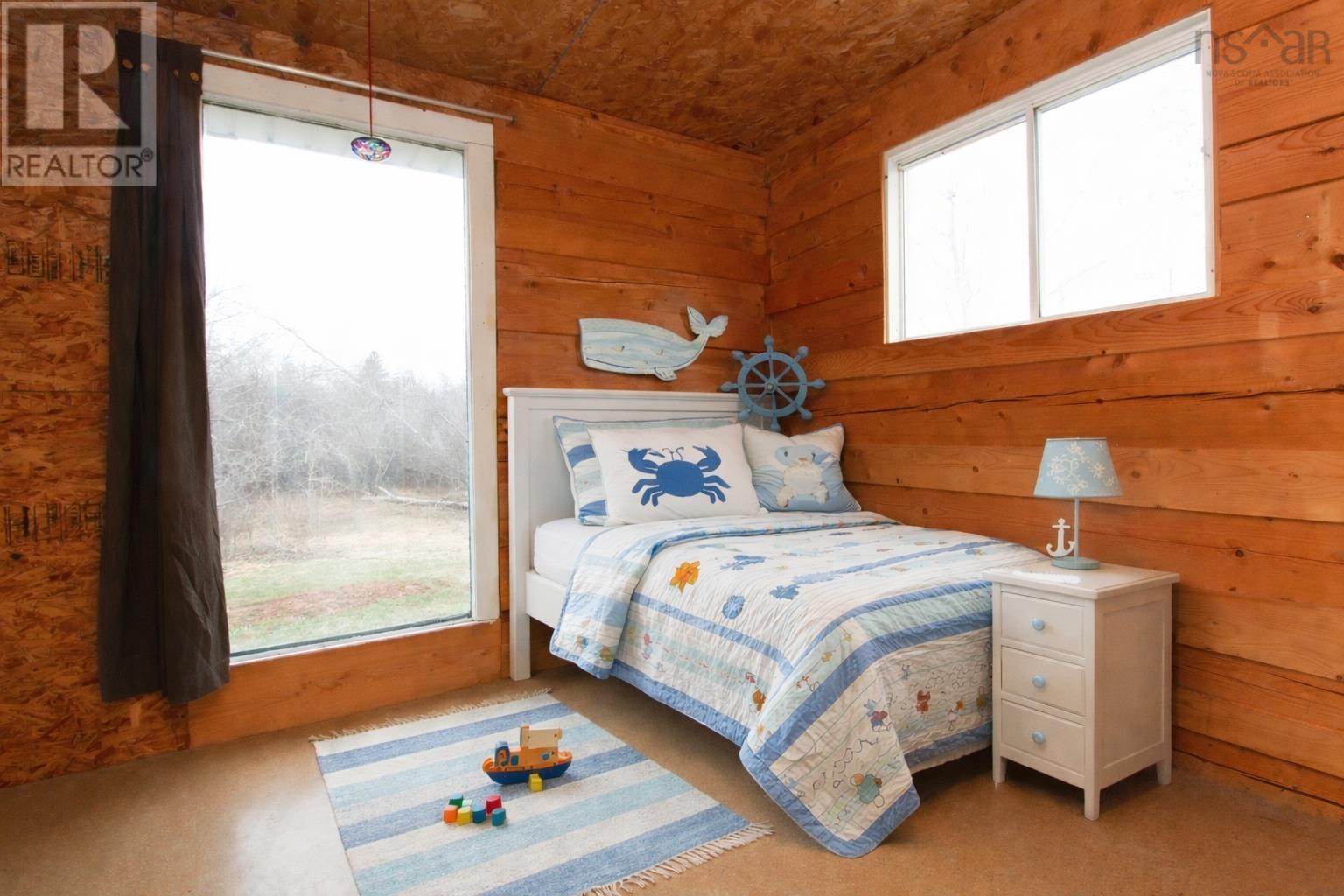 Property 43 of 46 of 615 New Road