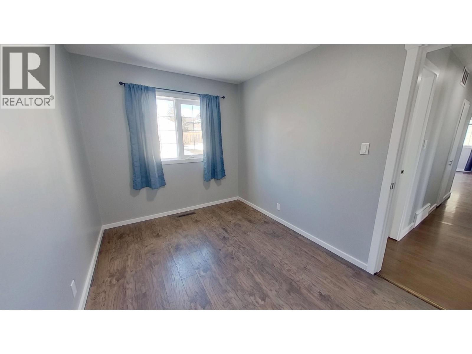 10704 102 AVENUE - 16