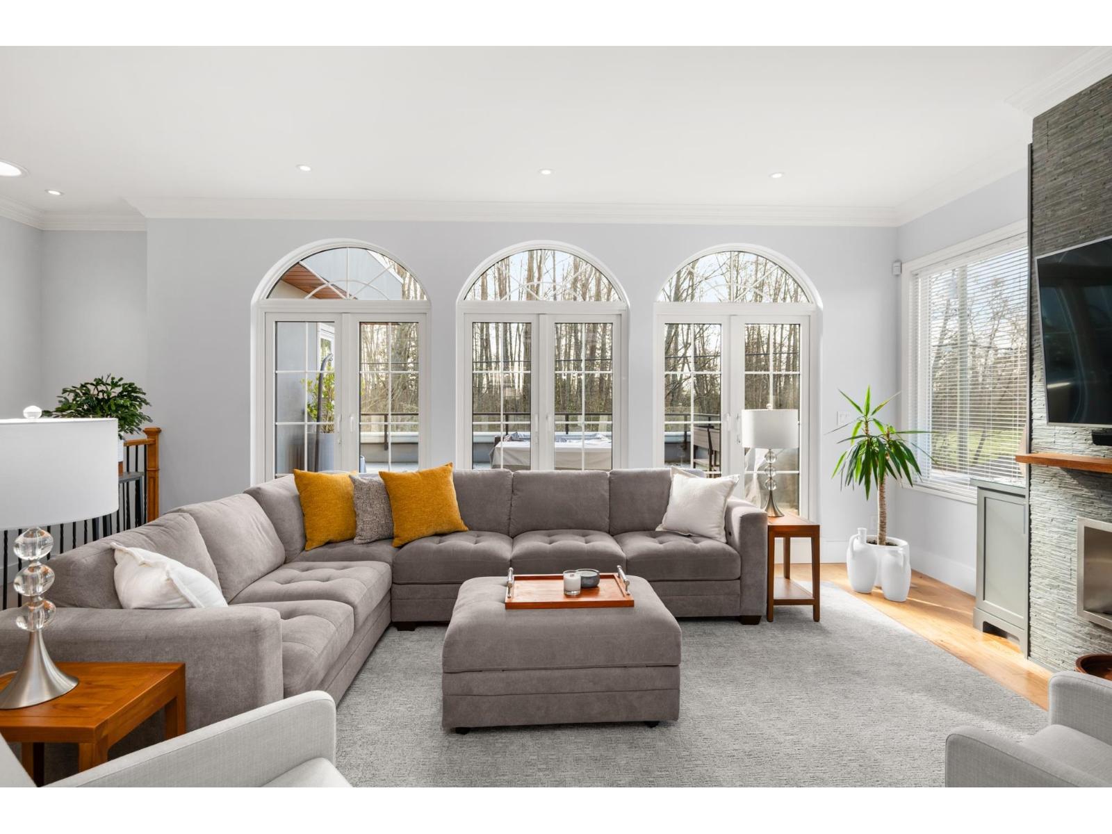 17105 0 AVENUE, Surrey