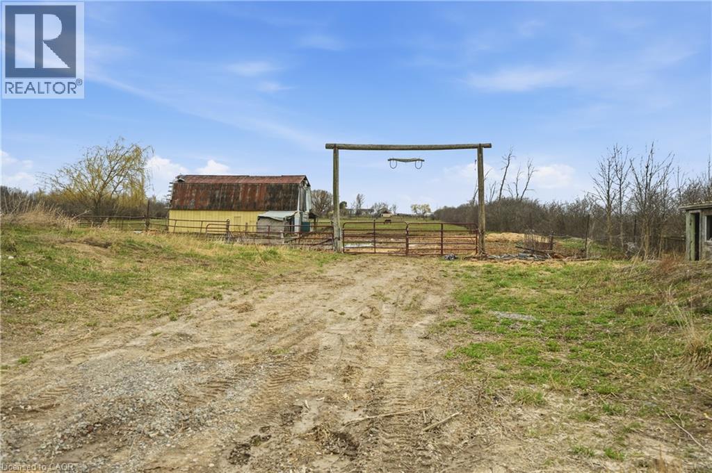 2538 GARRISON Road - 23