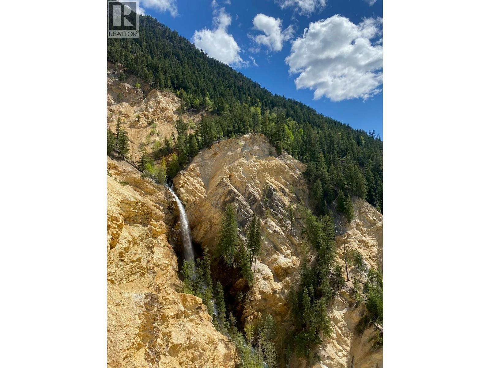 568 AGATE BAY ROAD - Image 2