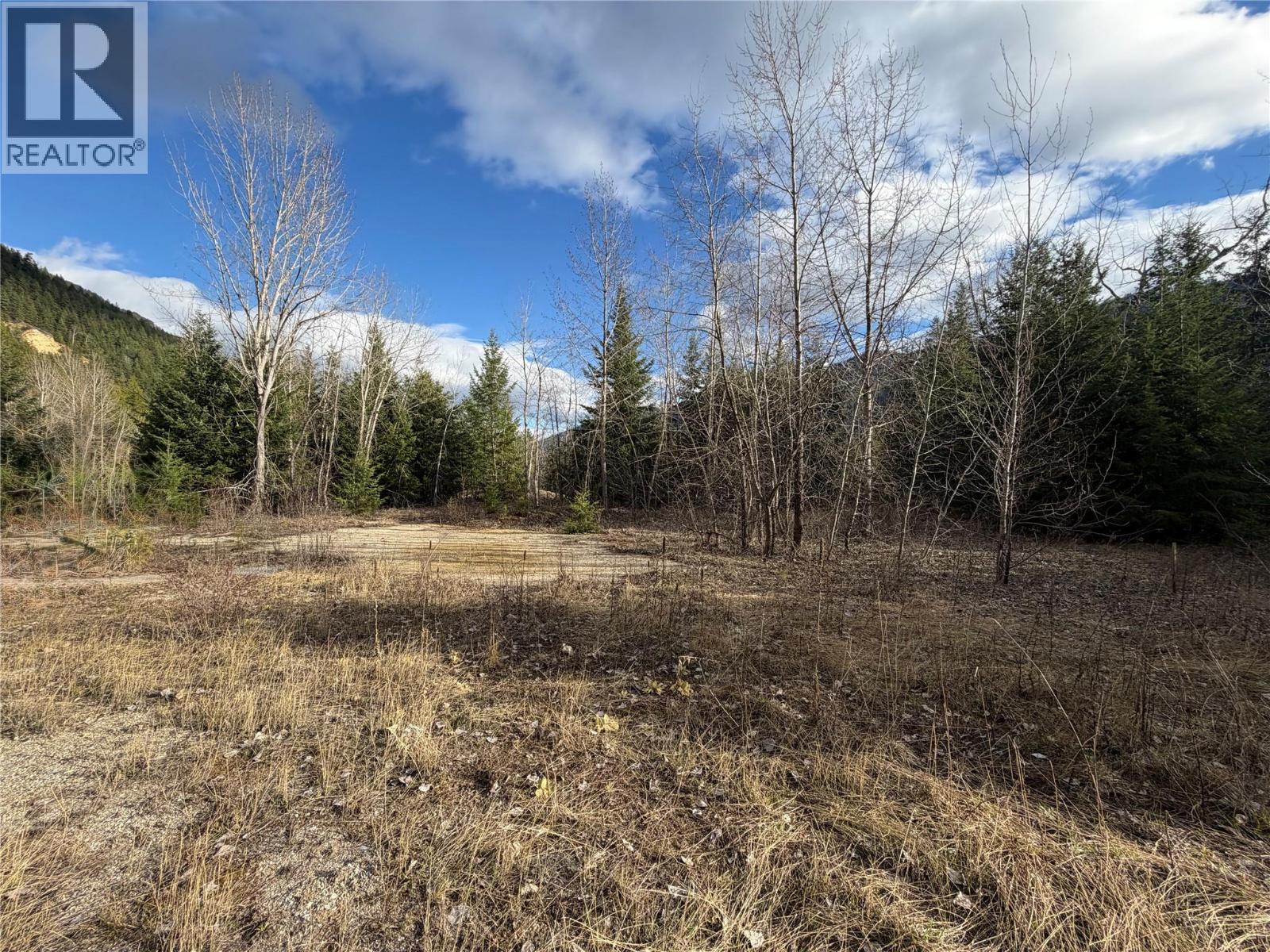 568 AGATE BAY ROAD - 16