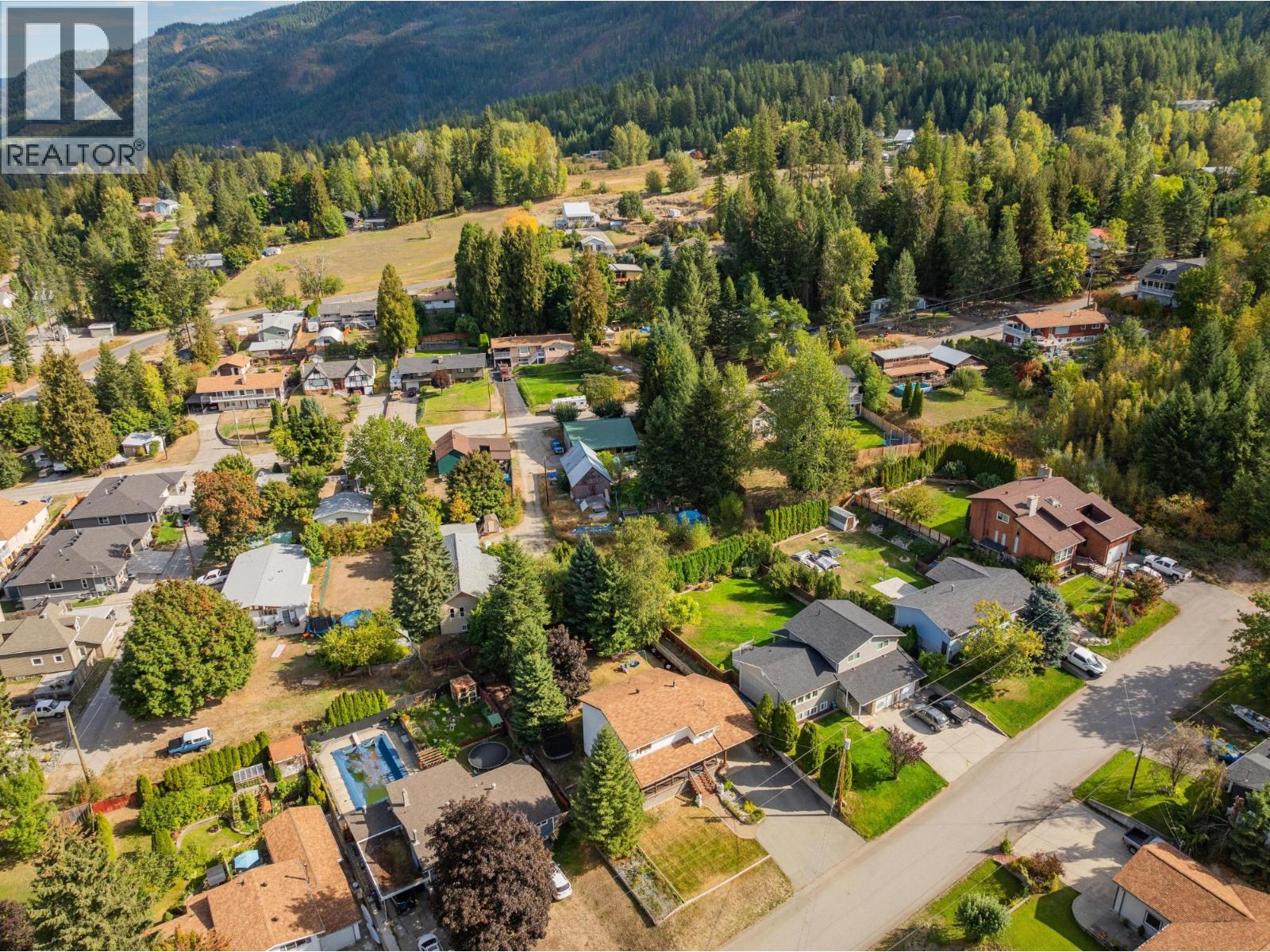 110 CEDAR AVENUE - 56