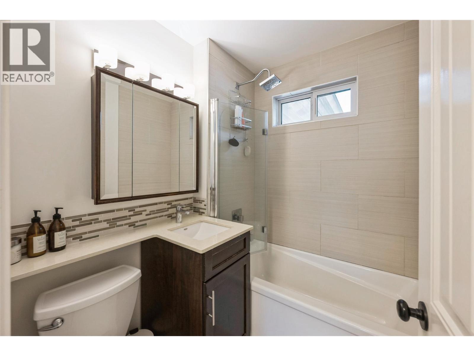 1111 Kilwinning Street, Penticton