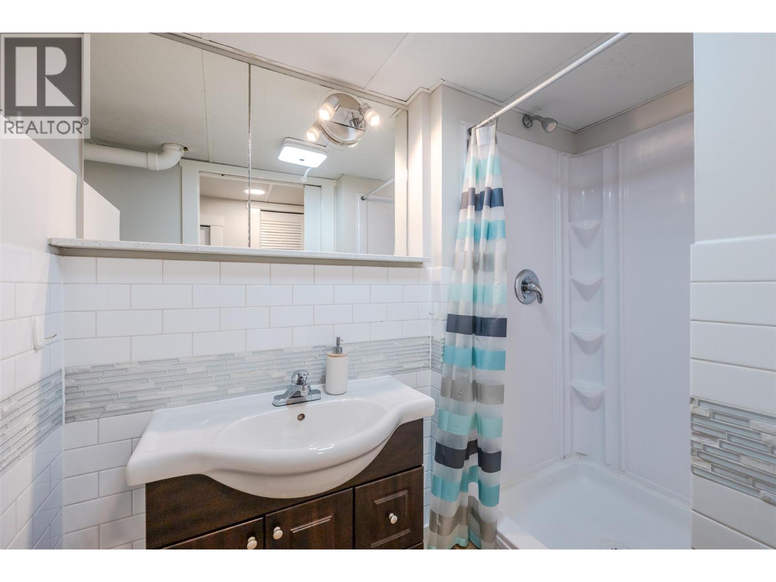 1111 Kilwinning Street, Penticton