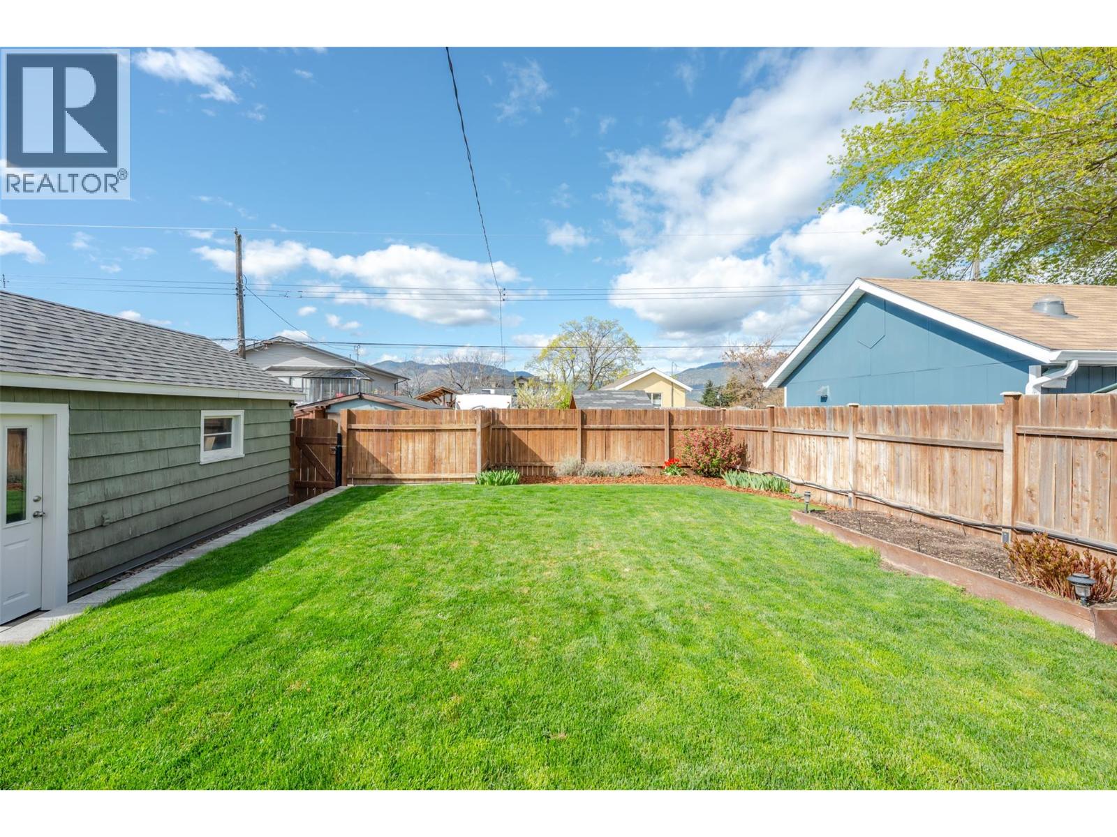 1111 Kilwinning Street, Penticton