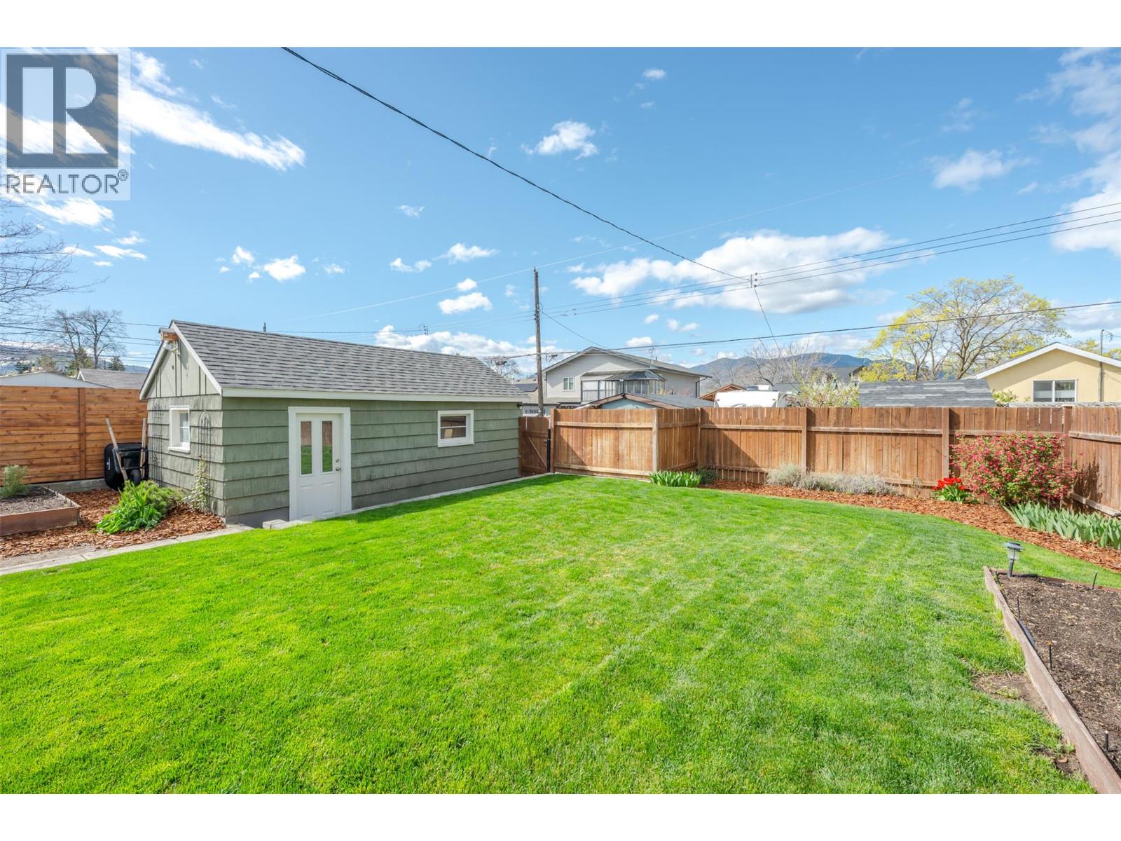 1111 Kilwinning Street, Penticton