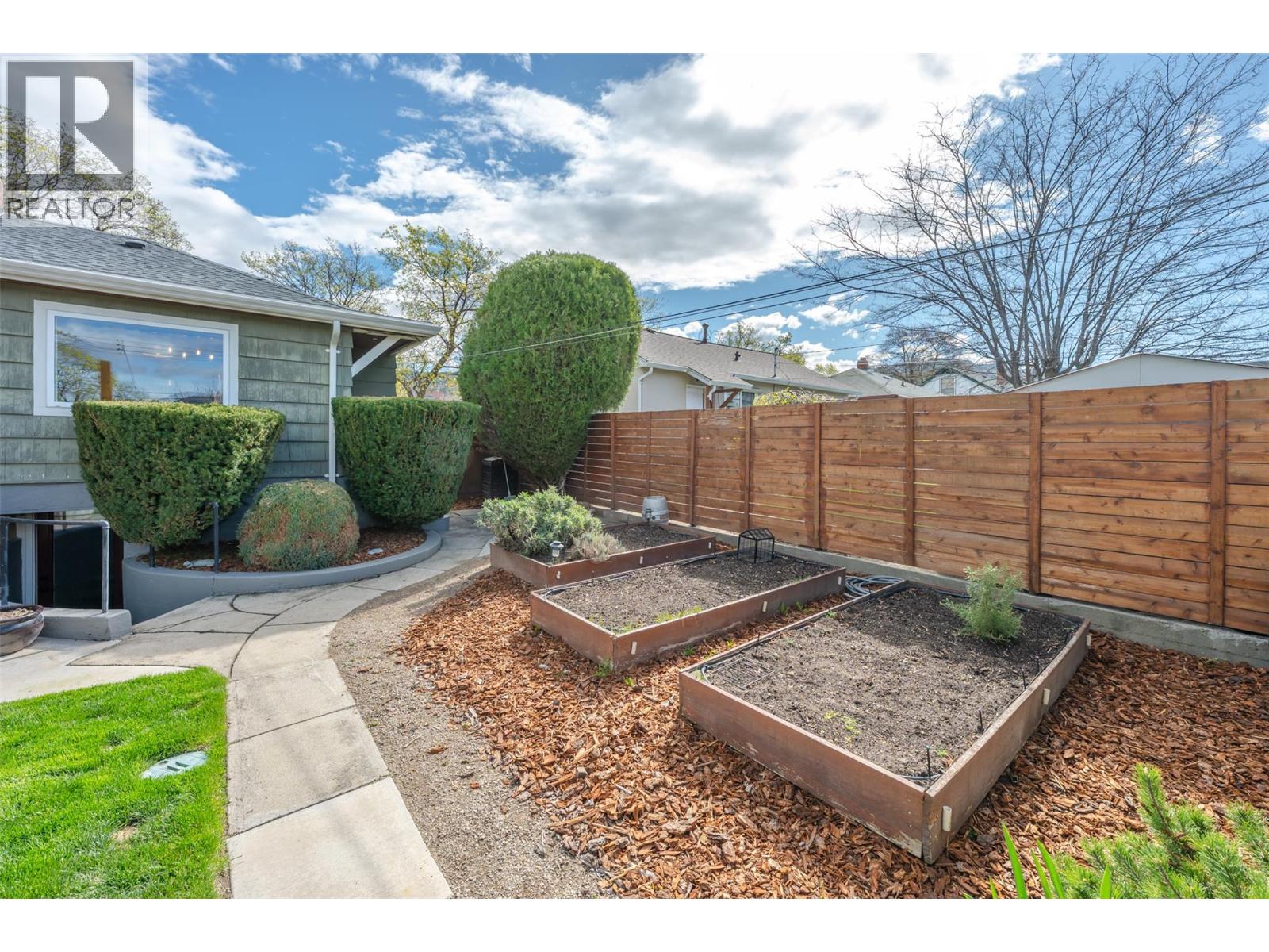 1111 Kilwinning Street, Penticton