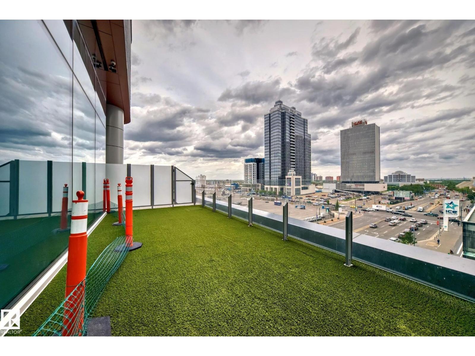 #3007 10360 102 ST NW - 27