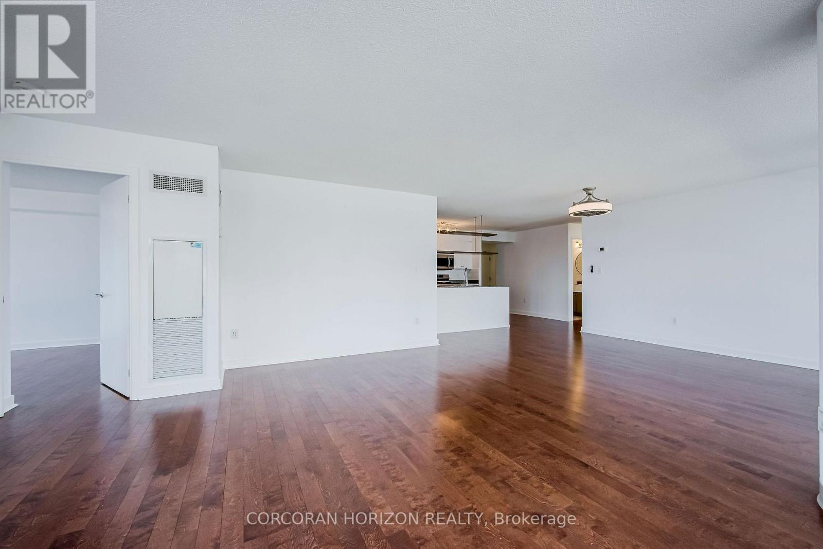 #609 10 NAVY WHARF COURT - 14