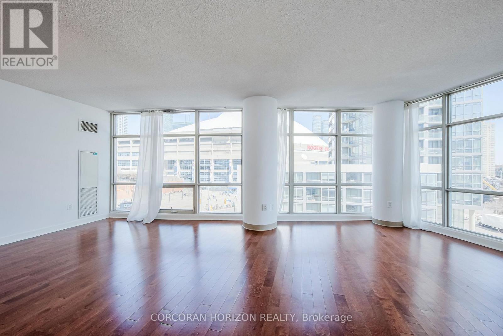 #609 10 NAVY WHARF COURT - 16