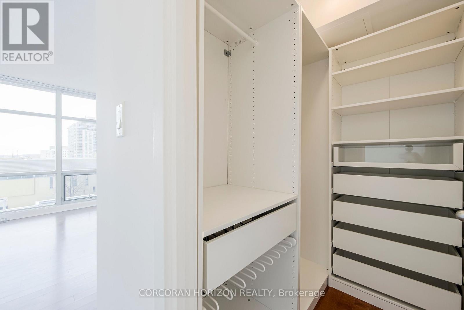 #609 10 NAVY WHARF COURT - 22