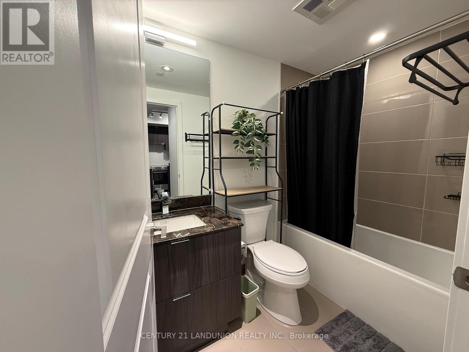 #1603 395 BLOOR STREET E - 13
