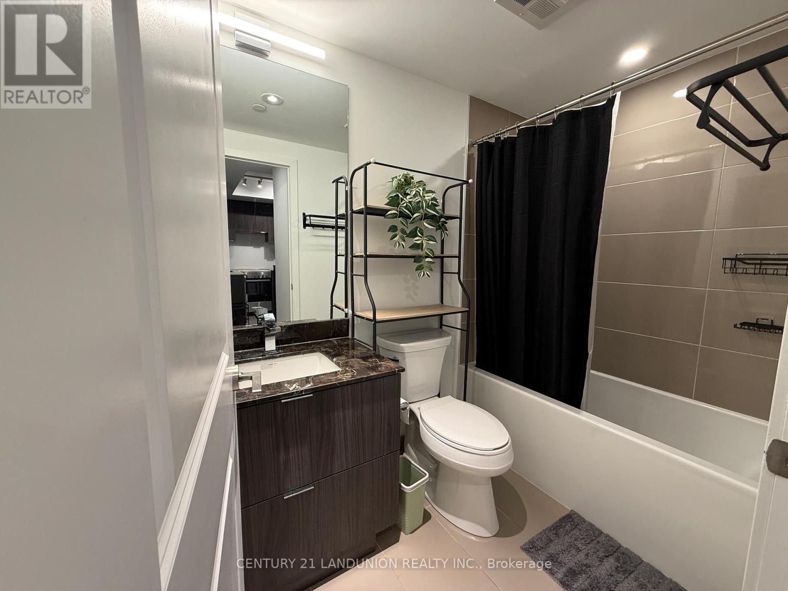 #1603 395 BLOOR STREET E - 14