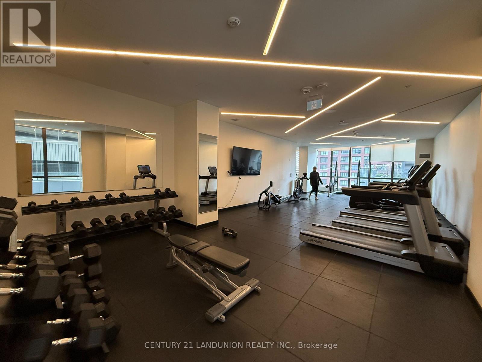 #1603 395 BLOOR STREET E - 18