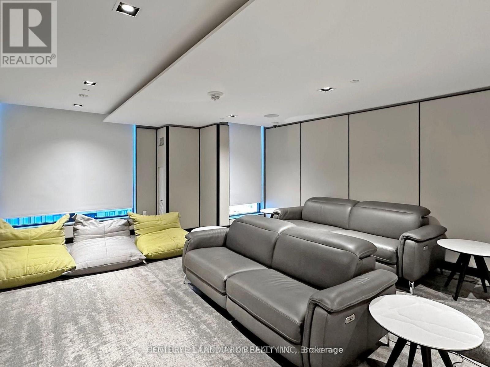 #1603 395 BLOOR STREET E - 28