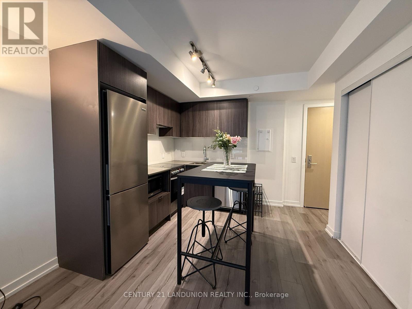 #1603 395 BLOOR STREET E - 7