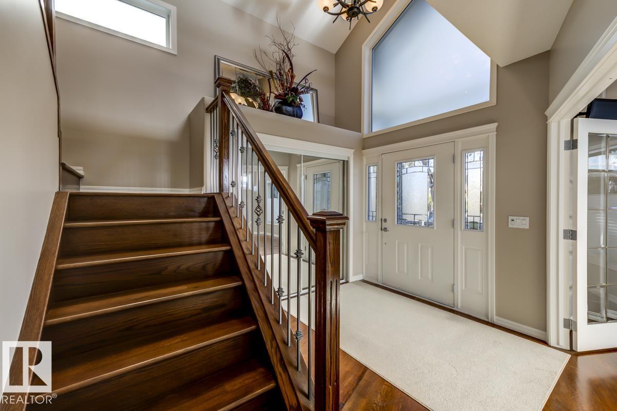 11122 52 ST NW - 3
