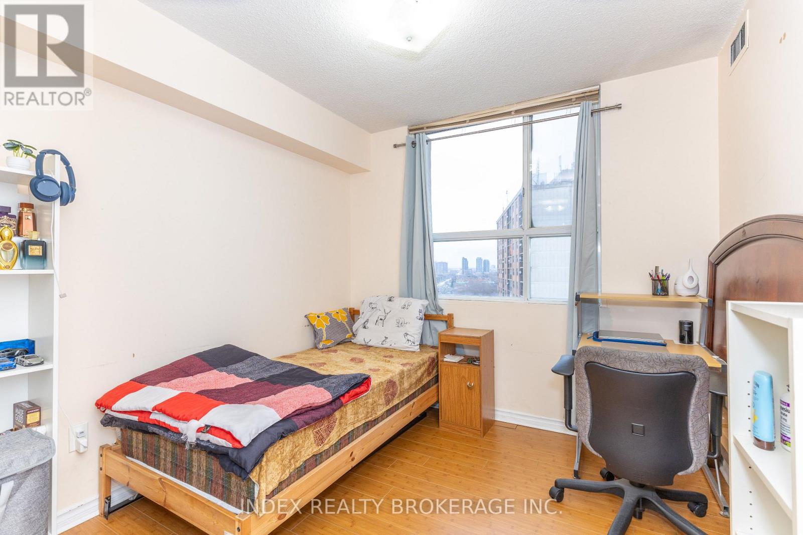 #1704 3077 WESTON ROAD - 17